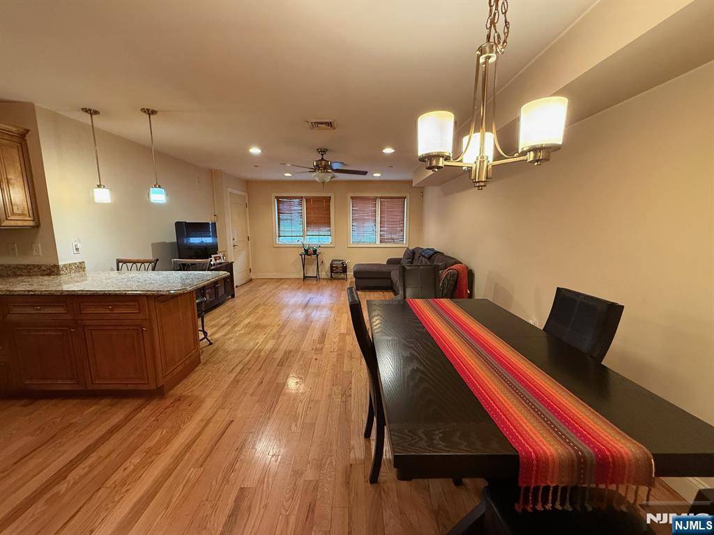 Guttenberg, NJ 07093,124 68th ST #204