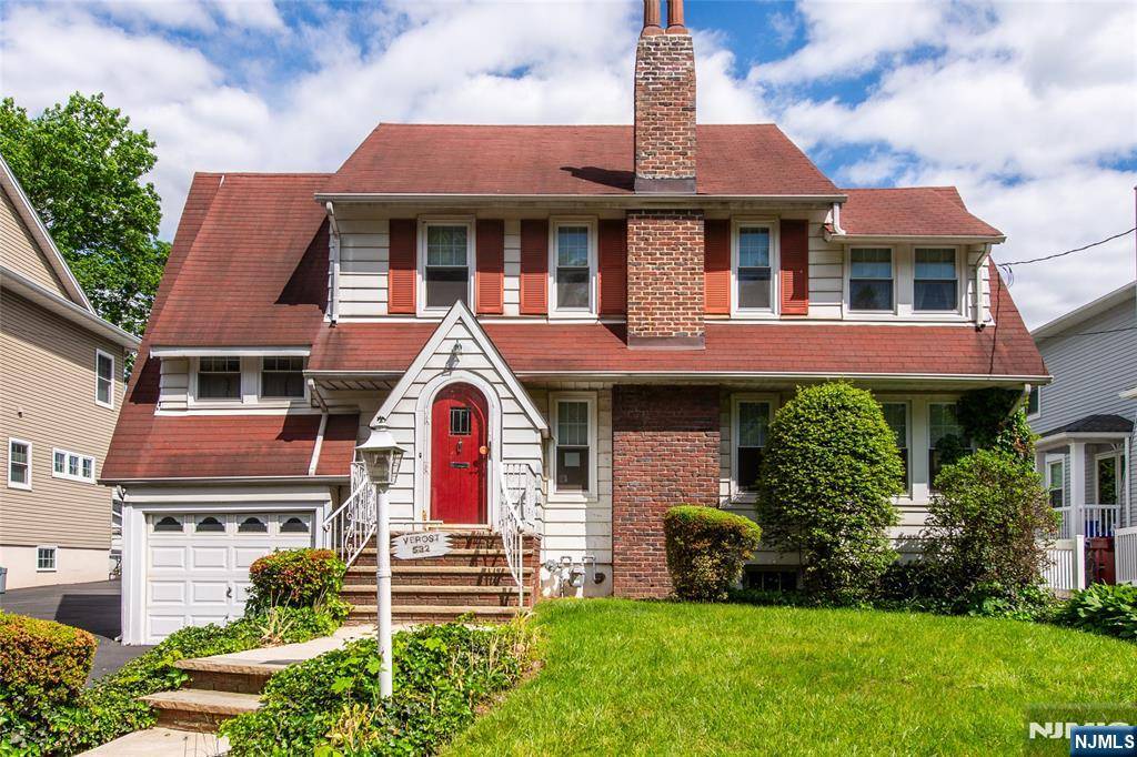 Nutley, NJ 07110,532 Passaic AVE