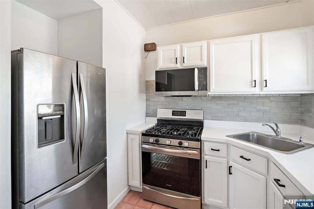North Arlington, NJ 07031,16 Legion PL #2