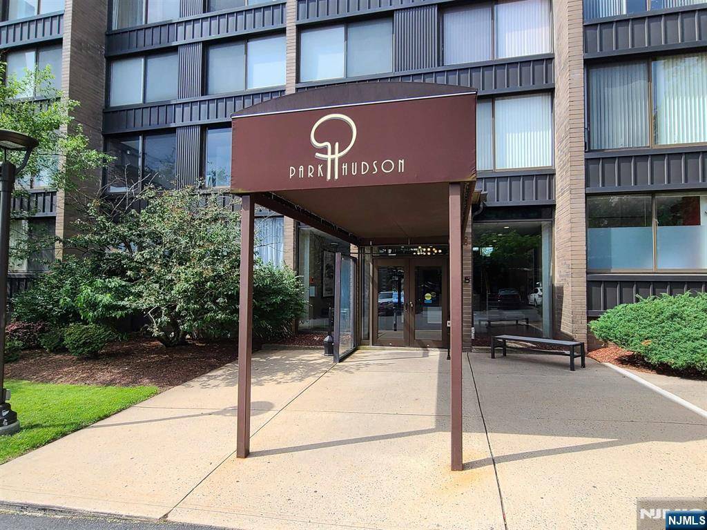 North Bergen, NJ 07047,9060 Palisade AVE #612