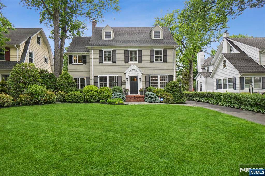 Montclair, NJ 07043,107 Summit AVE