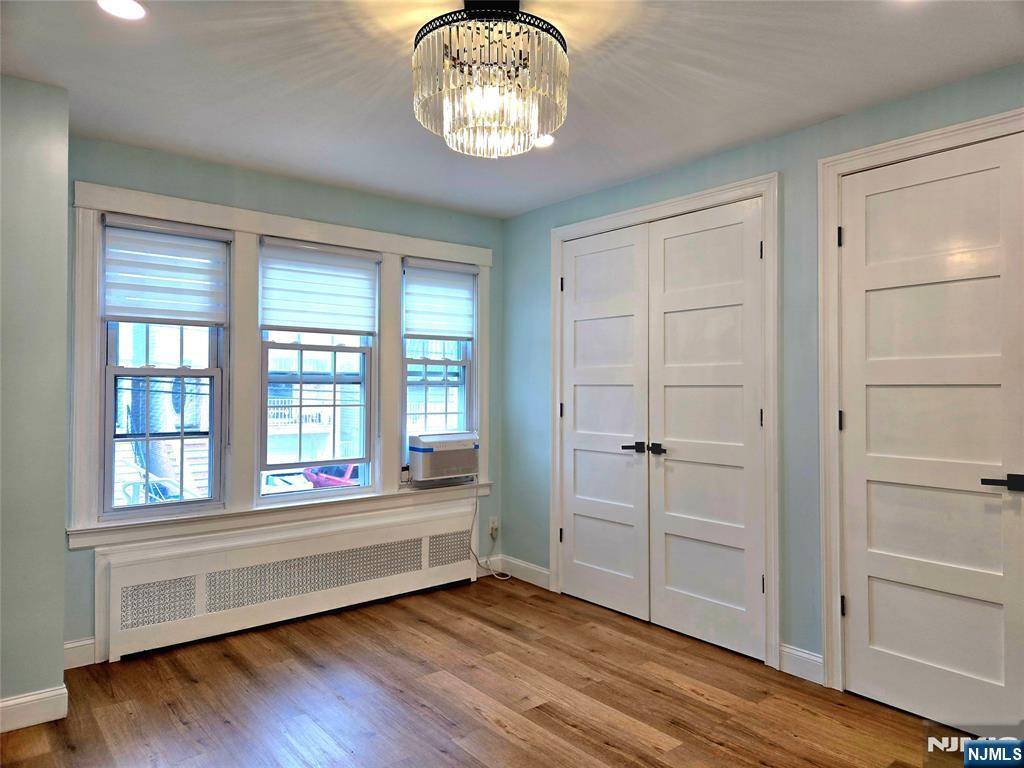 Guttenberg, NJ 07093,69 70th #2