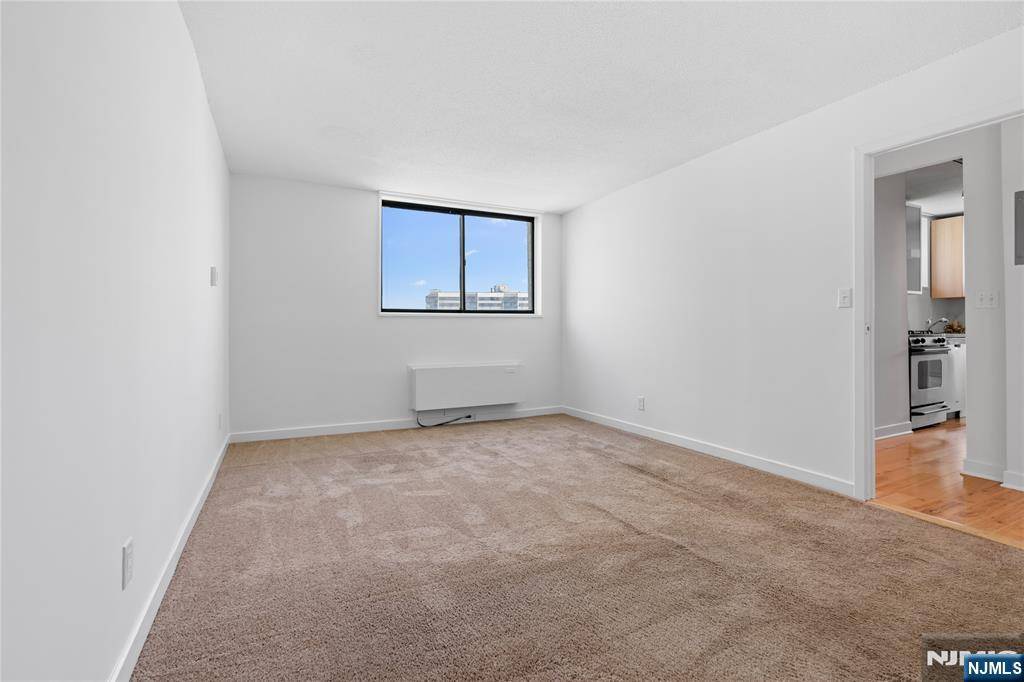 Hackensack, NJ 07601,235 Prospect #14C