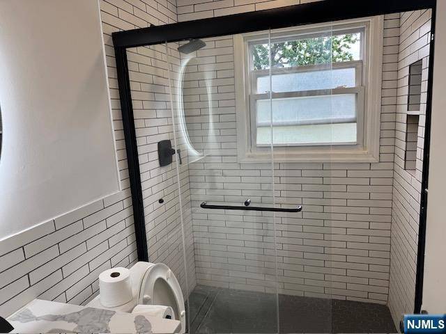 Ridgefield, NJ 07657,749 Broad AVE #A
