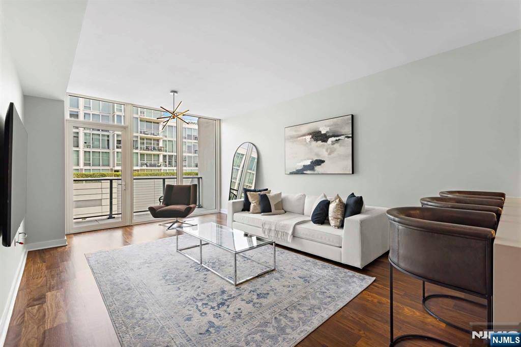 Weehawken, NJ 07086,1200 Avenue Port Imp #305