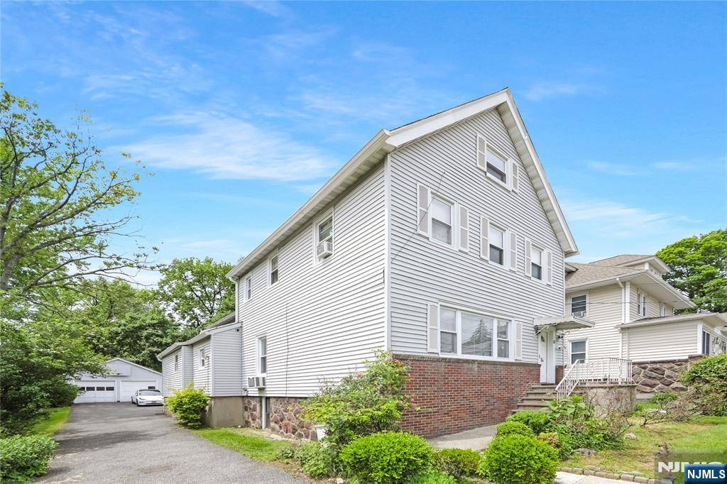 Englewood Cliffs, NJ 07632,10 E Bayview AVE
