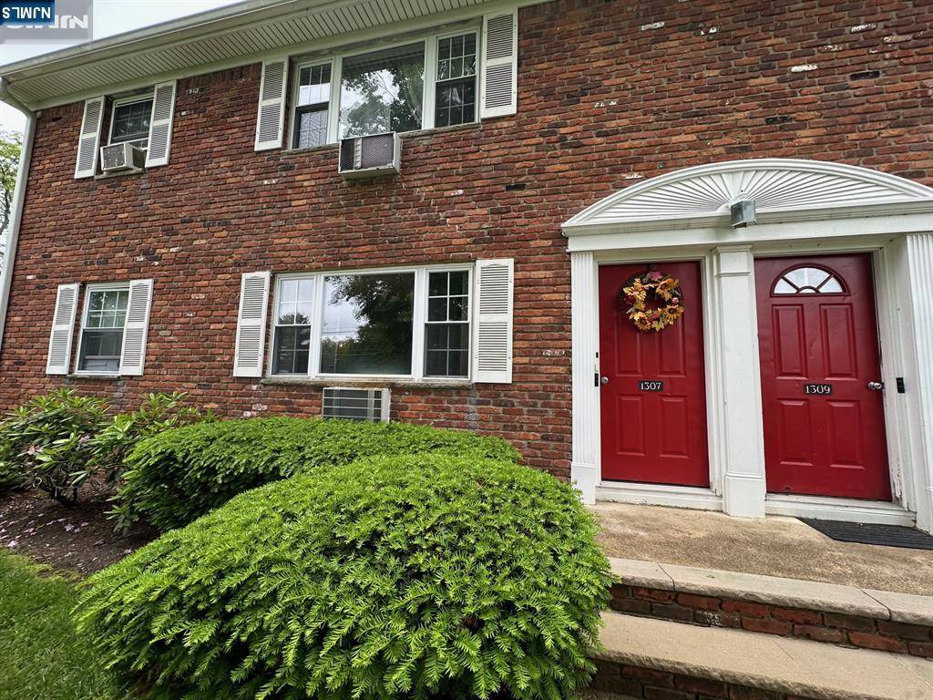 Wayne, NJ 07470,1307A Valley RD #1307A