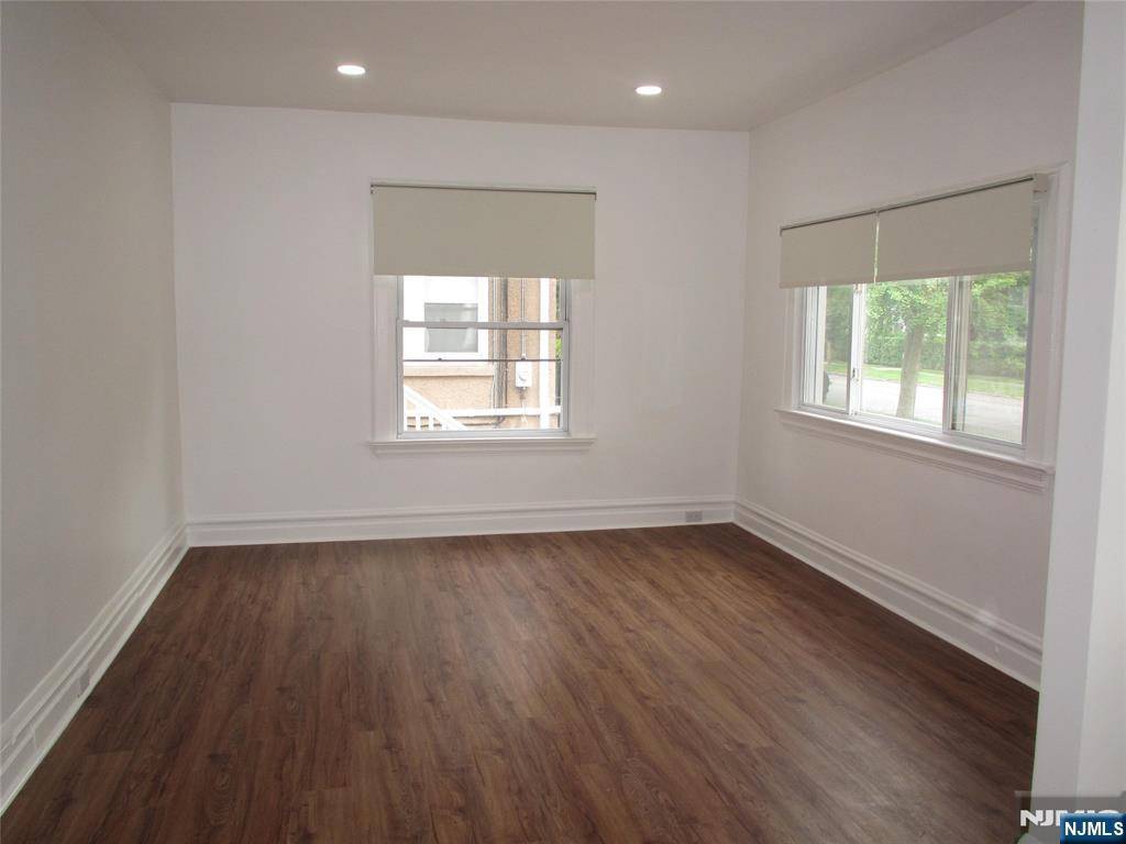 Rutherford, NJ 07070,204 Hollister AVE #1st FL