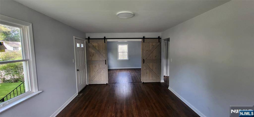 Waldwick, NJ 07463,72 Ridgewald AVE