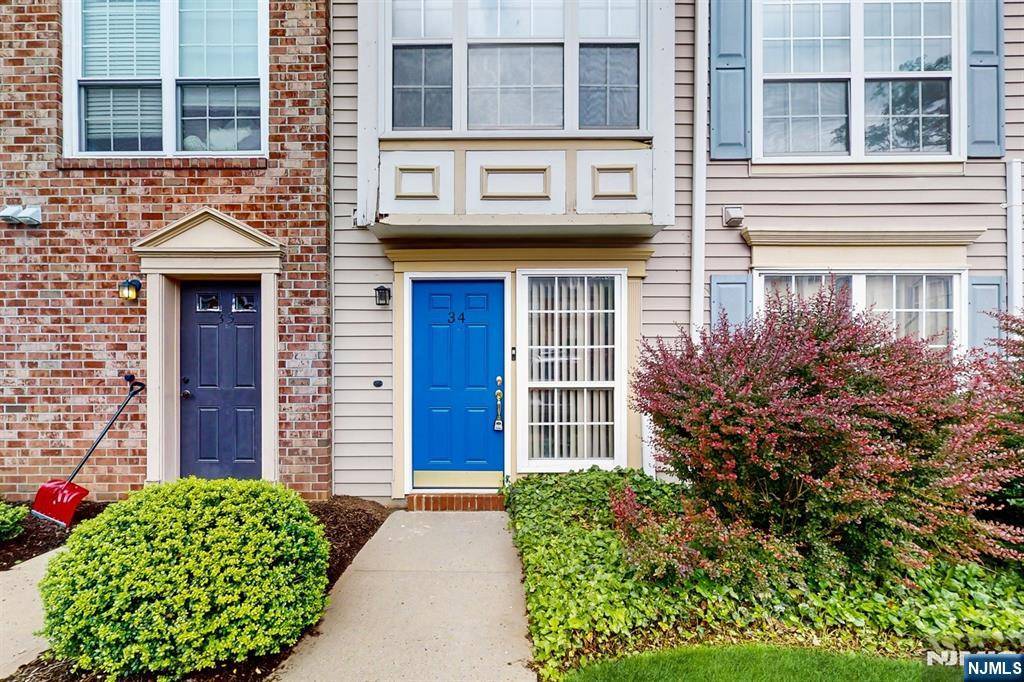 Newark, NJ 07103,34 Howard CT #803