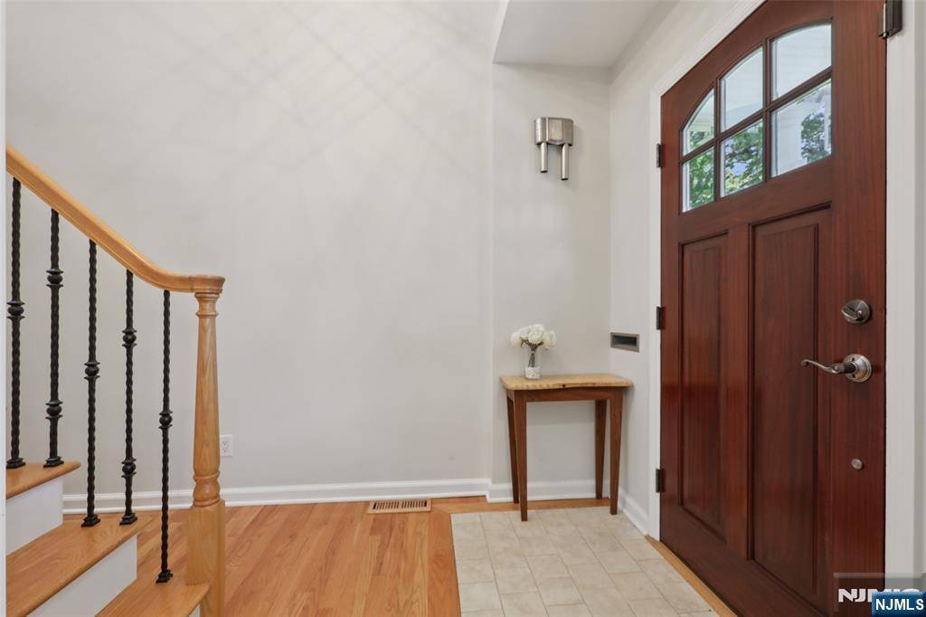 Ridgewood, NJ 07450,133 Foster TER