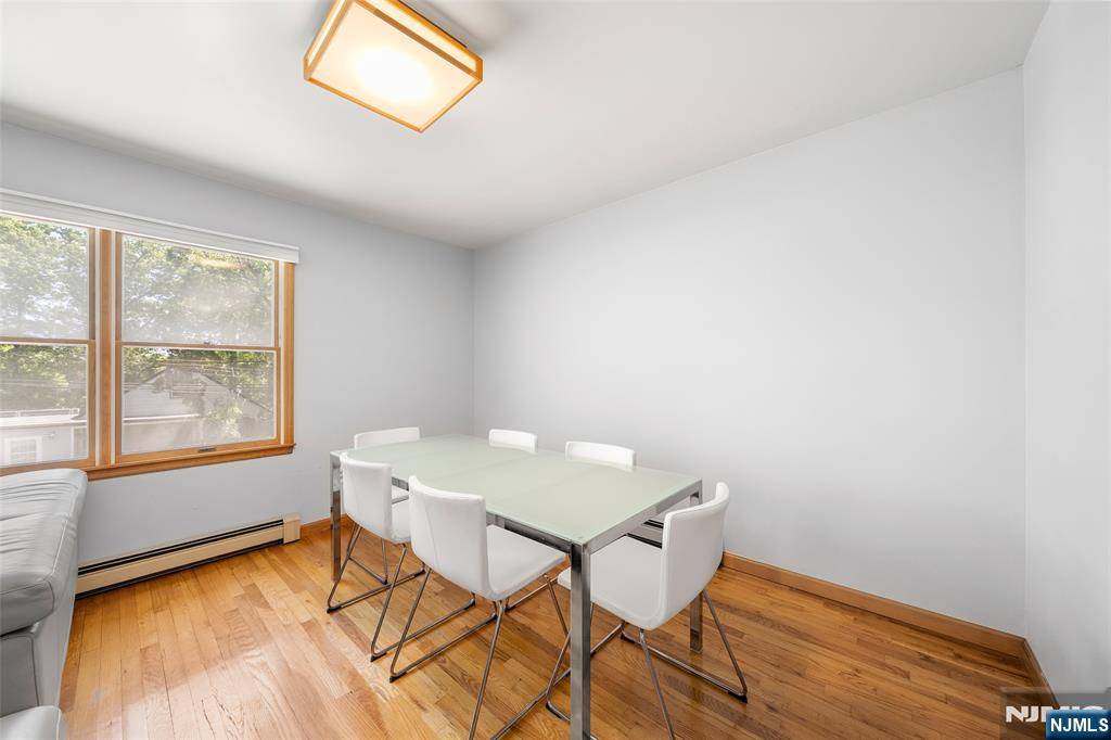 Cresskill, NJ 07626,67 Short PL