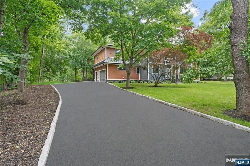 Mahwah, NJ 07430,45 Riverview TER
