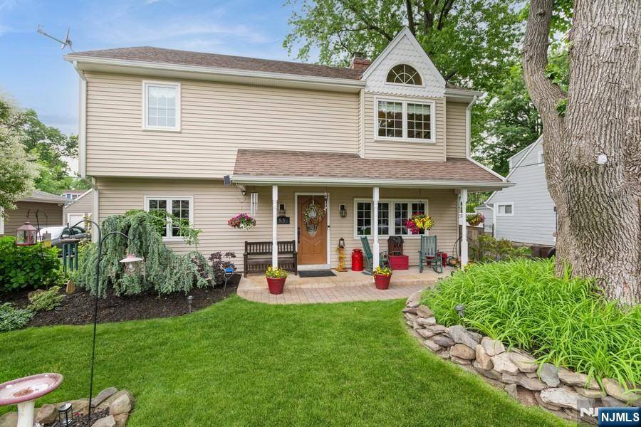 Tenafly, NJ 07670,65 Day AVE