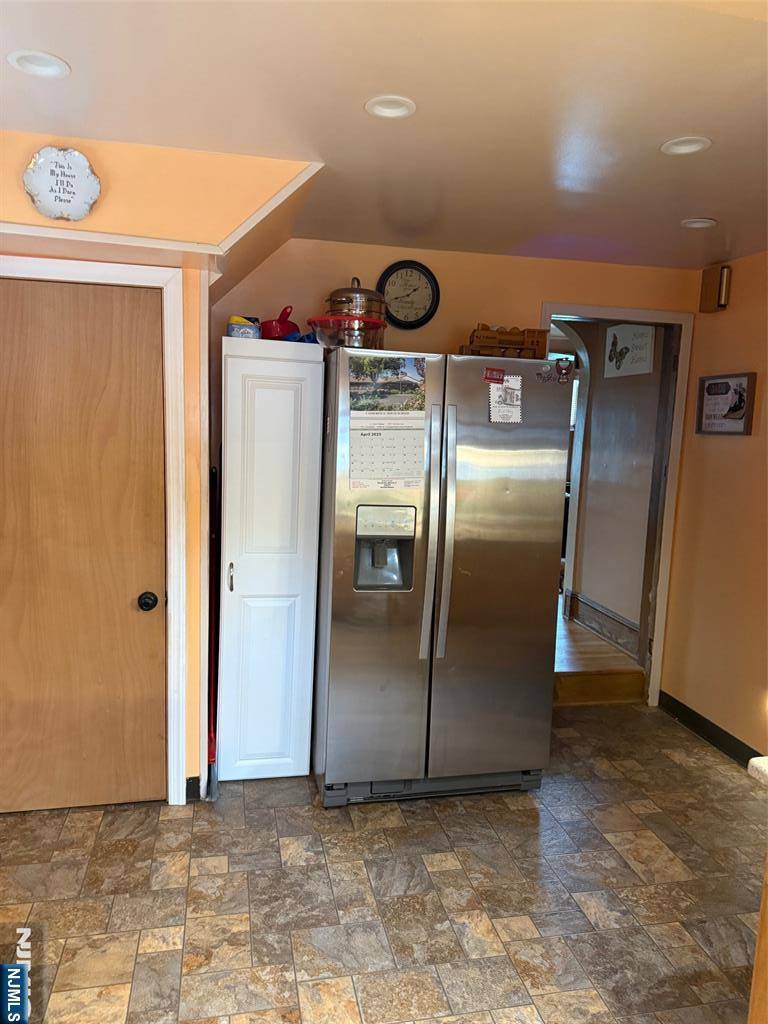 Wood Ridge, NJ 07075,431 Sussex RD
