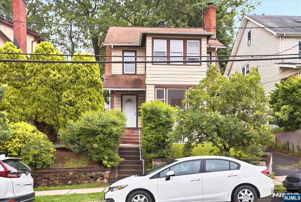 Bloomfield, NJ 07003,27 Berkeley PL