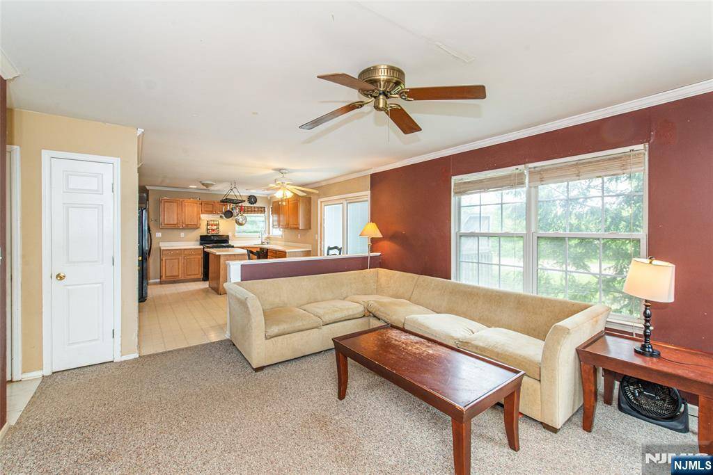 Mount Olive Township, NJ 07836,143 Crenshaw DR