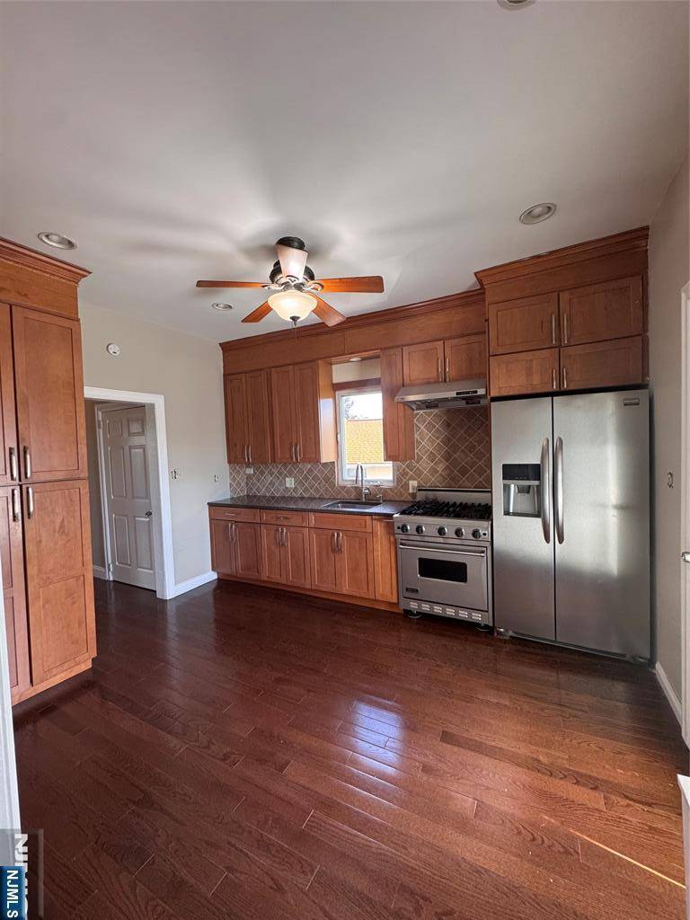 Carlstadt, NJ 07072,549 1st #2