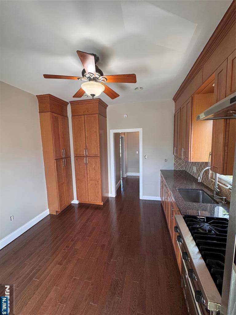 Carlstadt, NJ 07072,549 1st #2