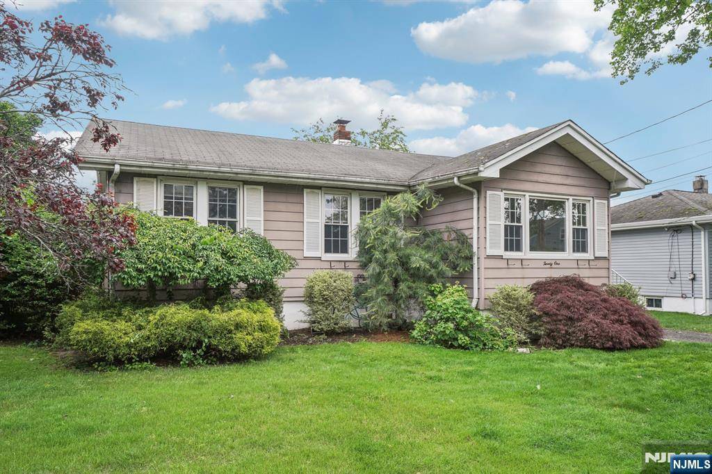 Fair Lawn, NJ 07410,21 Albert AVE