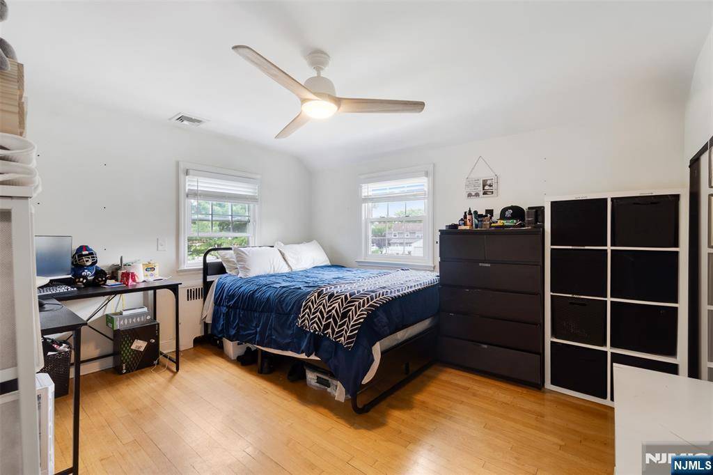 Roselle Park, NJ 07204,575 Grant AVE