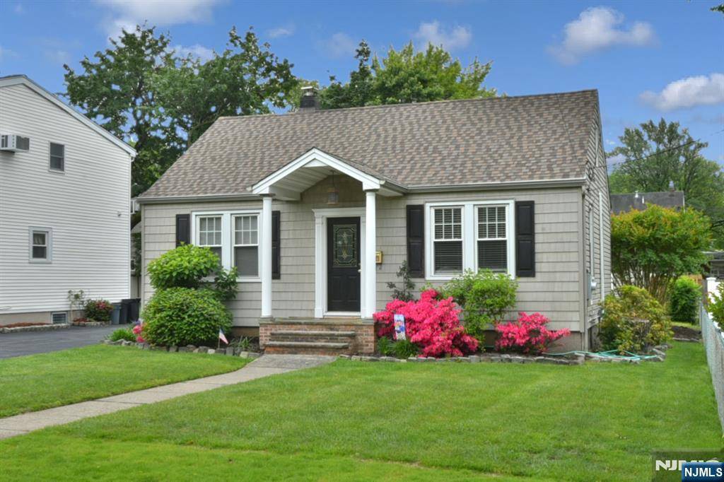 Emerson, NJ 07630,81 Locust AVE