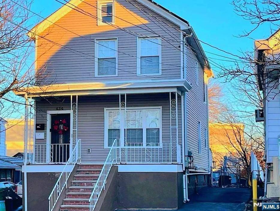 Lodi, NJ 07644,434 Passaic AVE