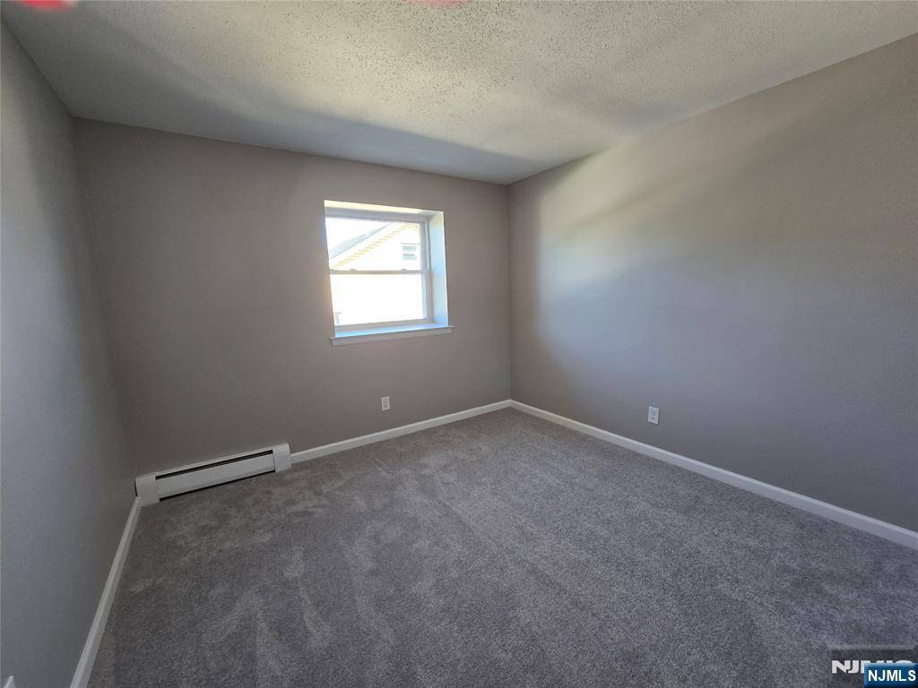 Hackensack, NJ 07601,75 Sussex ST #2B
