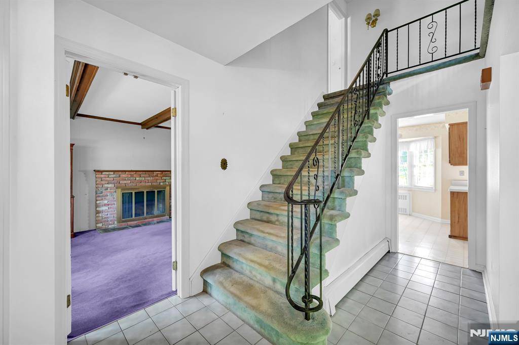Oakland, NJ 07436,10 Brandywine PL