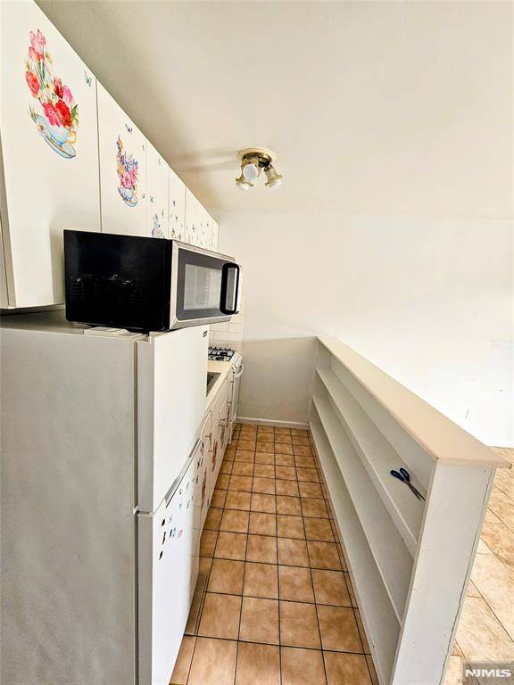 Belleville, NJ 07109,449-451 Washington AVE #8
