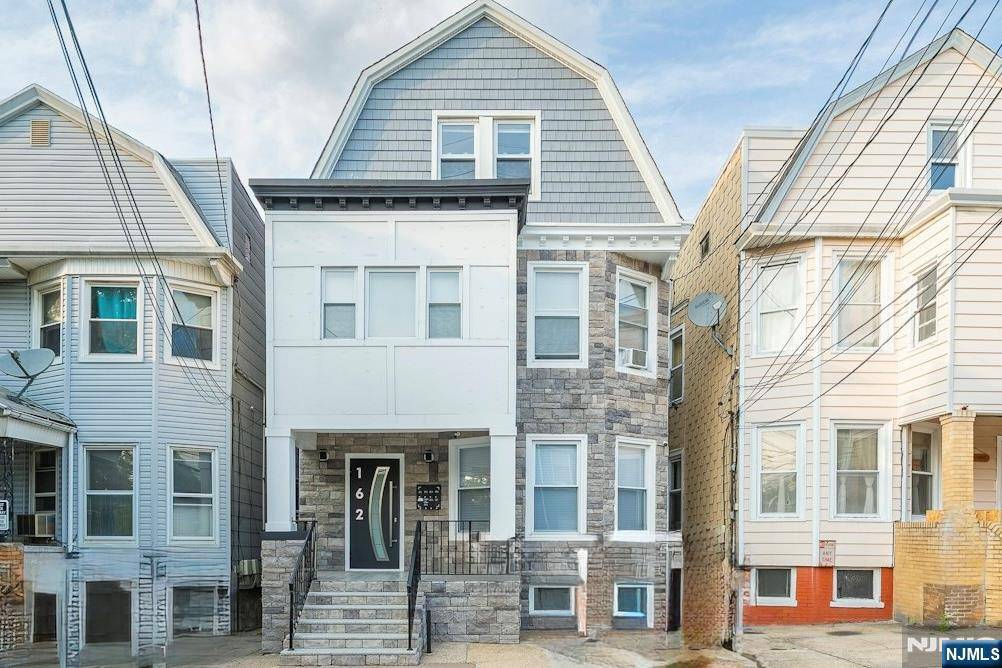 Jersey City, NJ 07306,162 Glenwood AVE