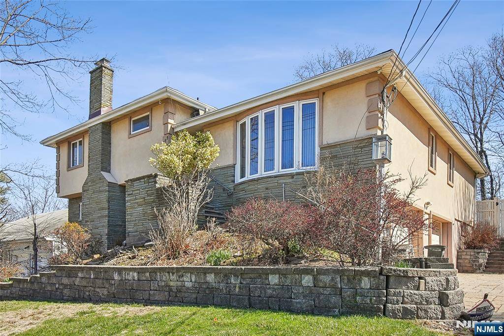 Leonia, NJ 07605,583 Ridgeland TER