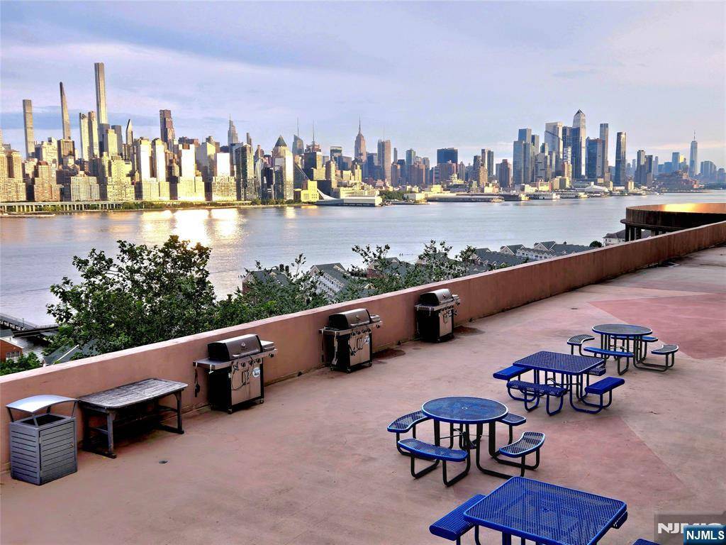 West New York, NJ 07093,6600 JFK Blvd E #AD