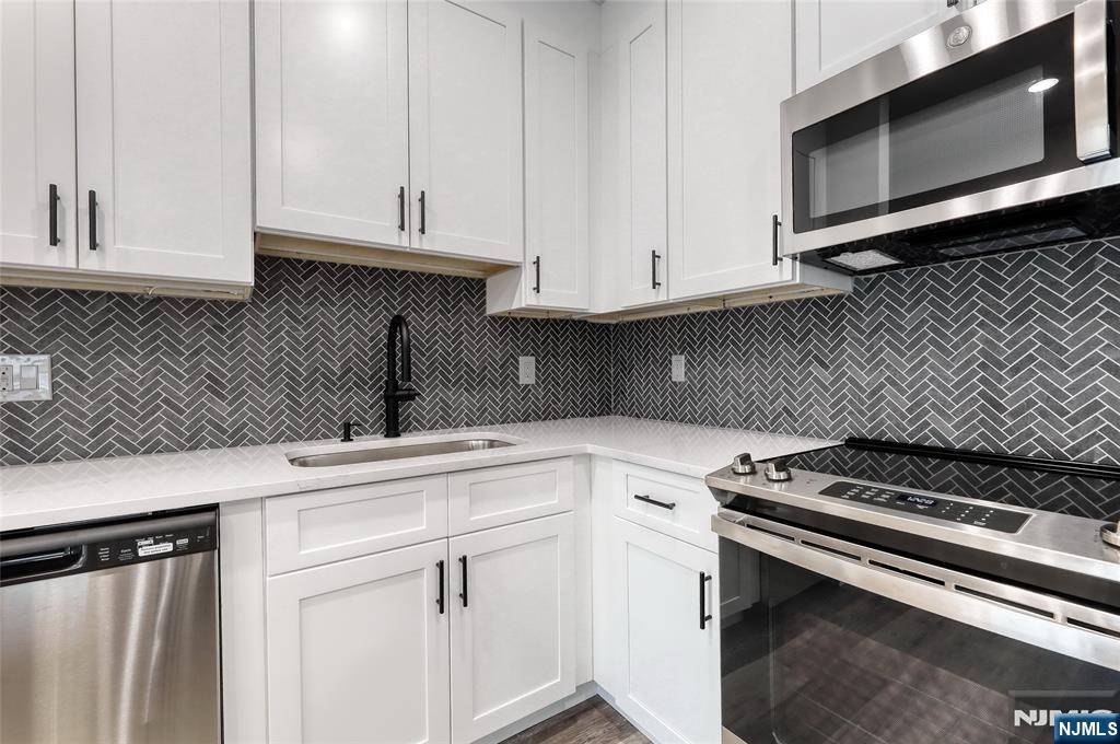 Northvale, NJ 07647,192 Livingston ST #302