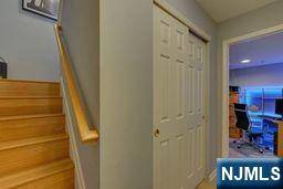 Pompton Lakes, NJ 07442,158 Mountainside DR