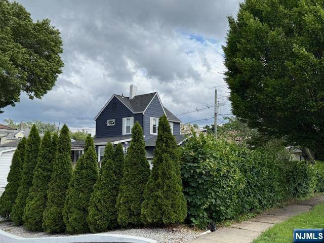Nutley, NJ 07110,274 Park AVE