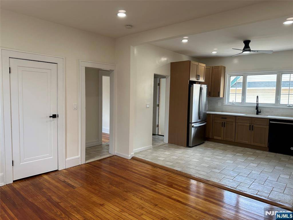 Lodi, NJ 07644,19 1st ST