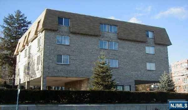 Hackensack, NJ 07601,47 Polifly RD #2D