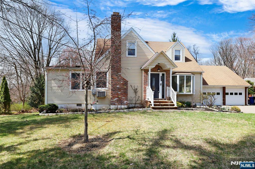 Paramus, NJ 07652,577 Forest AVE
