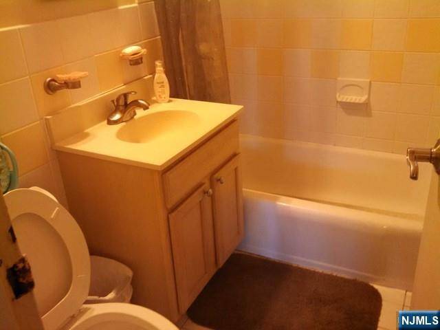 Ramsey, NJ 07446,509 Washington DR