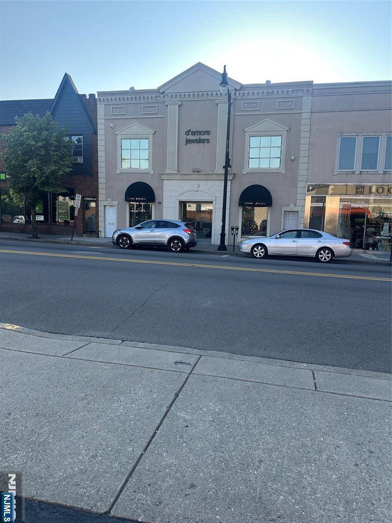 Cliffside Park, NJ 07010,733 ANDERSON AVE
