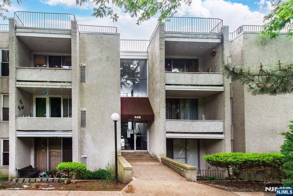 Nutley, NJ 07110,446 River RD #G