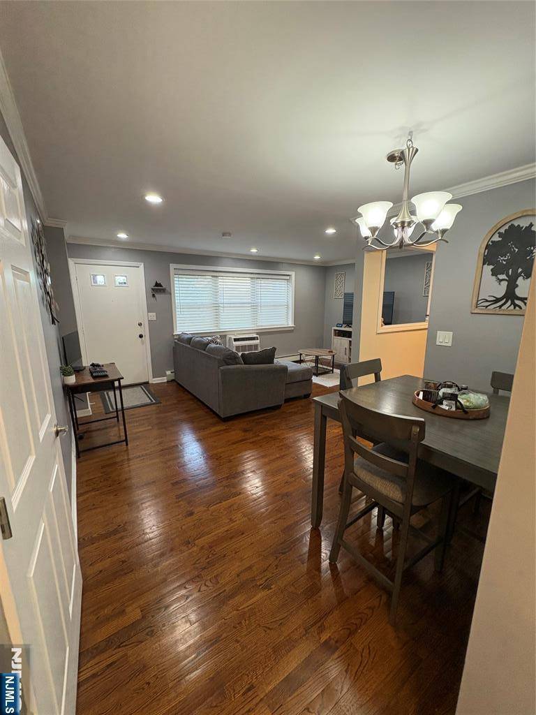 Nutley, NJ 07110,25 River RD #23
