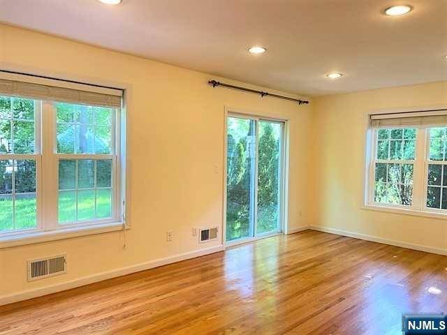 River Edge, NJ 07661,108 Surrey LN