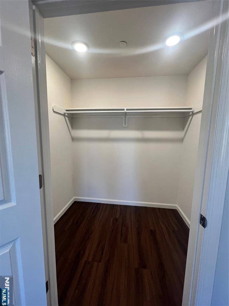 Ridgefield Park, NJ 07660,48 Spruce #201