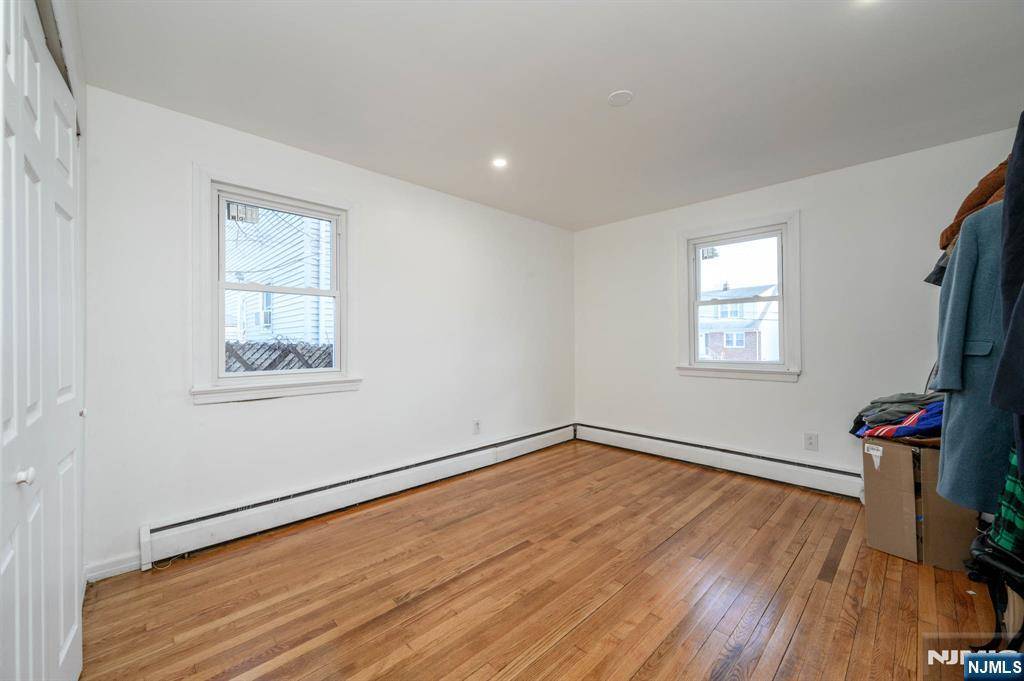 Lodi, NJ 07644,49 River ST