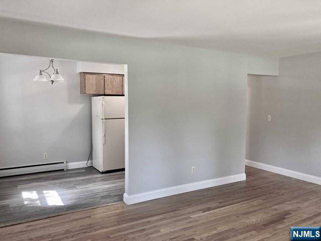 Oakland, NJ 07436,15-1 Spruce ST #15-1