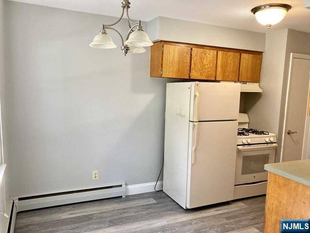 Oakland, NJ 07436,15-1 Spruce ST #15-1