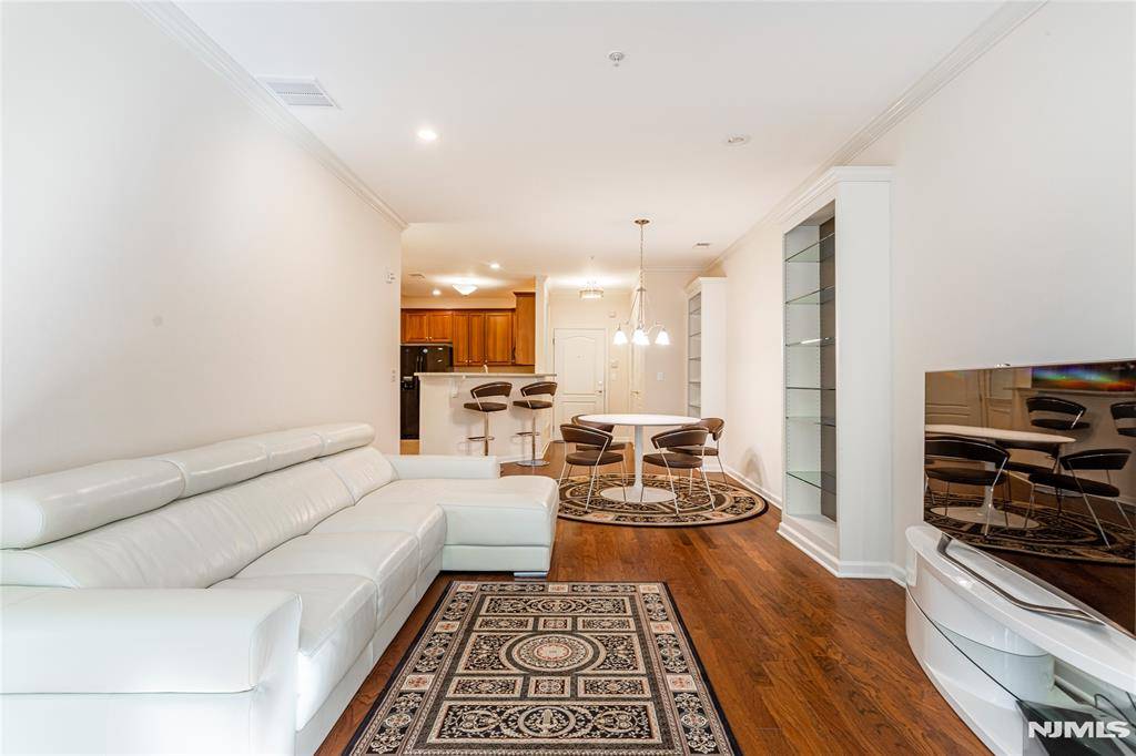 Old Bridge, NJ 08857,40 Azalea DR #3517