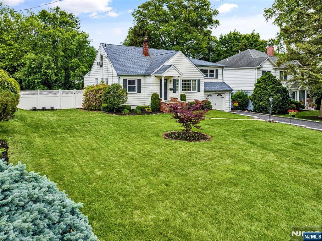 Hawthorne, NJ 07506,77 Lee AVE